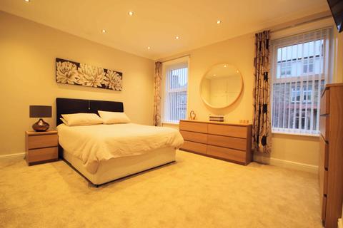 30 Abbey Walk, Halifax, HX3 0AJ