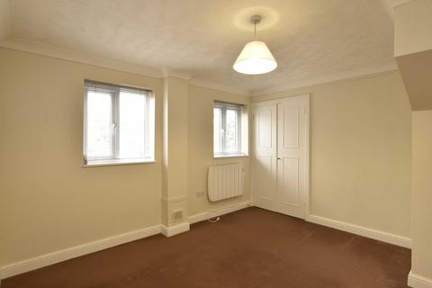 1 bedroom apartment to rent, King Edmund Square, Worcester