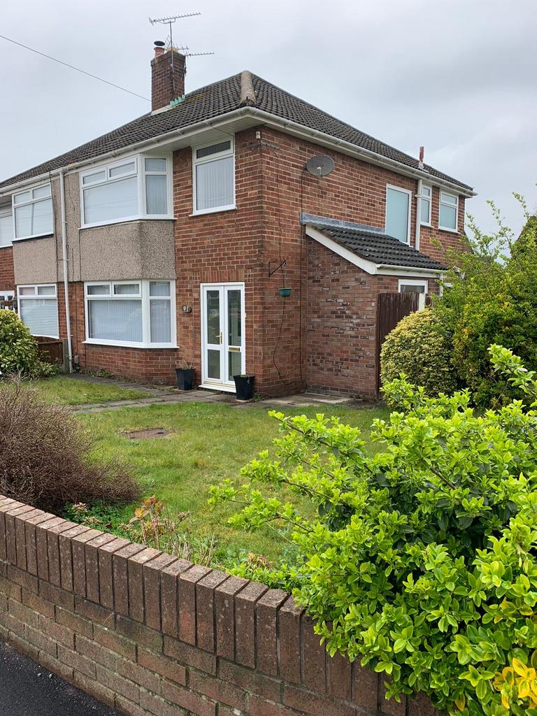 Eastway, Maghull, L31 3 bed semidetached house £995 pcm (£230 pw)