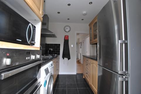 4 bedroom house to rent, Willow Road, Ealing, W5