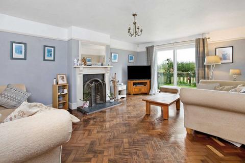 Greenfields Exeter Road, Dawlish, EX7 0NZ