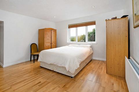 Greenfields Exeter Road, Dawlish, EX7 0NZ