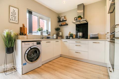 16 Bulkhead Drive, Fleetwood, FY7 6GX
