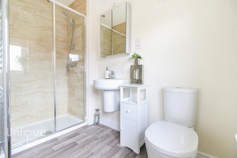 16 Bulkhead Drive, Fleetwood, FY7 6GX
