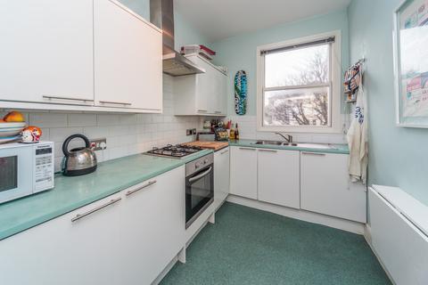 2 bedroom flat to rent, Buckingham Road, Brighton, East Sussex, BN1