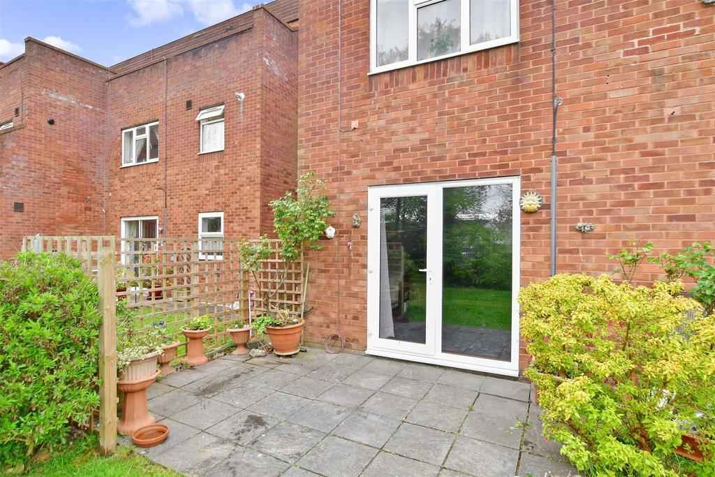 External Lifestyle Photograph