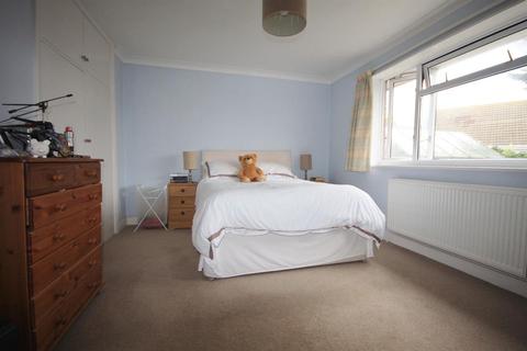 39 Gorham Way, Telscombe Cliffs, Peacehaven, BN10 7BA