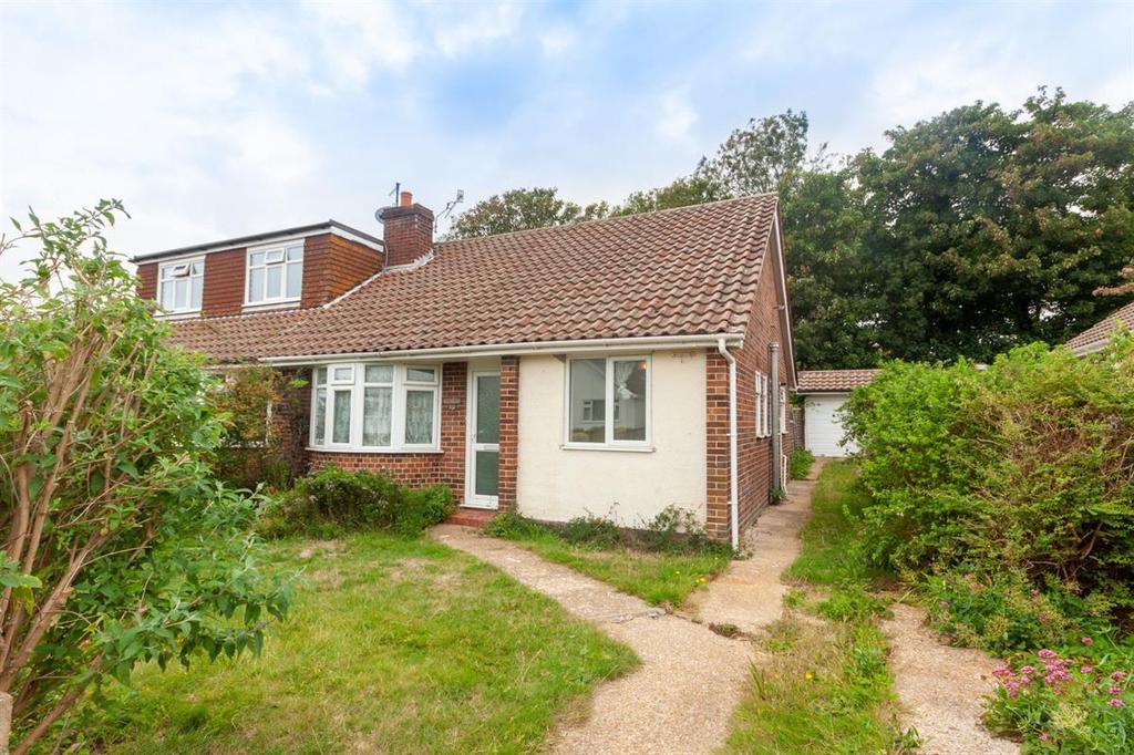 Richington Way, Seaford 2 bed bungalow £285,000