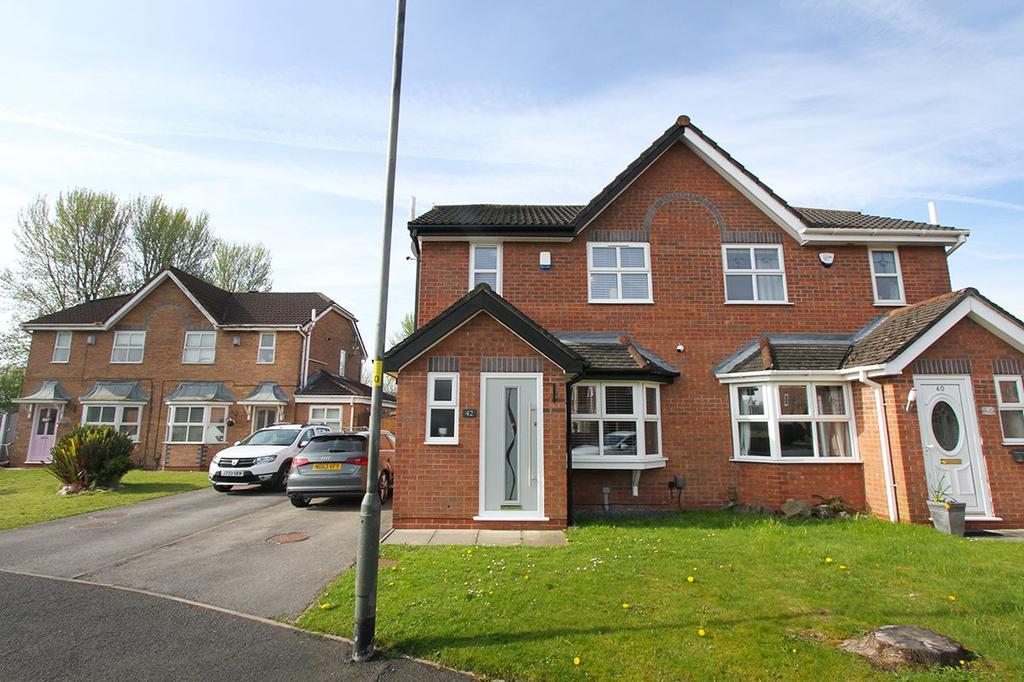 Benjamin Fold, AshtoninMakerfield, Wigan, WN4 8DN 3 bed semidetached