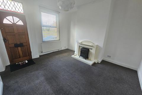 1 bedroom house to rent, Aviary Mount, Leeds