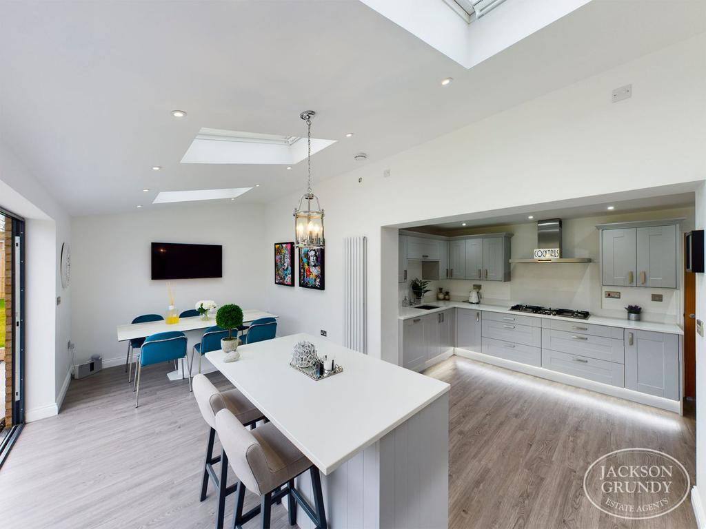 Kitchen / dining / family room