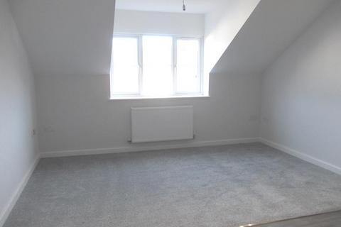 2 bedroom flat to rent, Princes Street, Rugby, CV21