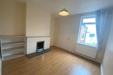 2 bedroom terraced house to rent, Westbourne Place, Grantham, NG31