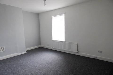 2 bedroom terraced house to rent, Parliament Street, Hebburn