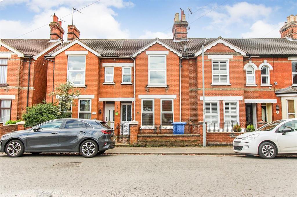 Waterloo Road, Ipswich 2 bed terraced house £795 pcm (£183 pw)