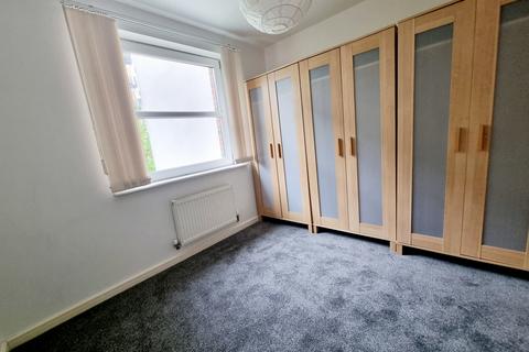 2 bedroom apartment to rent, Lower Hall Street, St. Helens, WA10