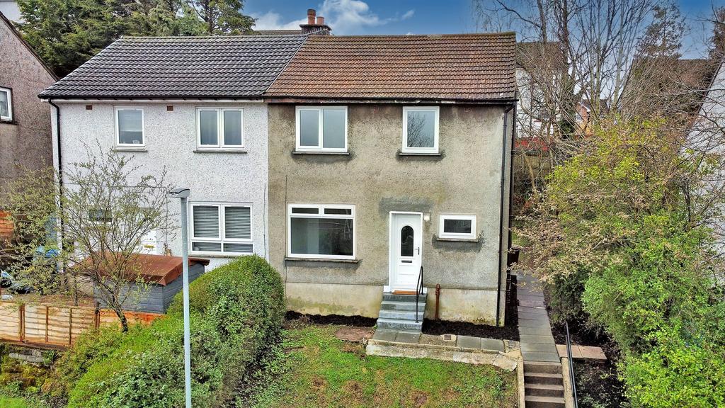 Fenwick Drive, Barrhead G78 3 bed semidetached villa £130,000