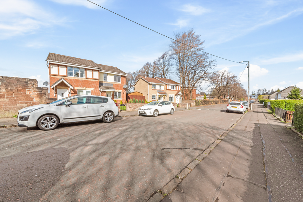 56 Fullarton Avenue, Glasgow 3 bed semidetached house £165,000