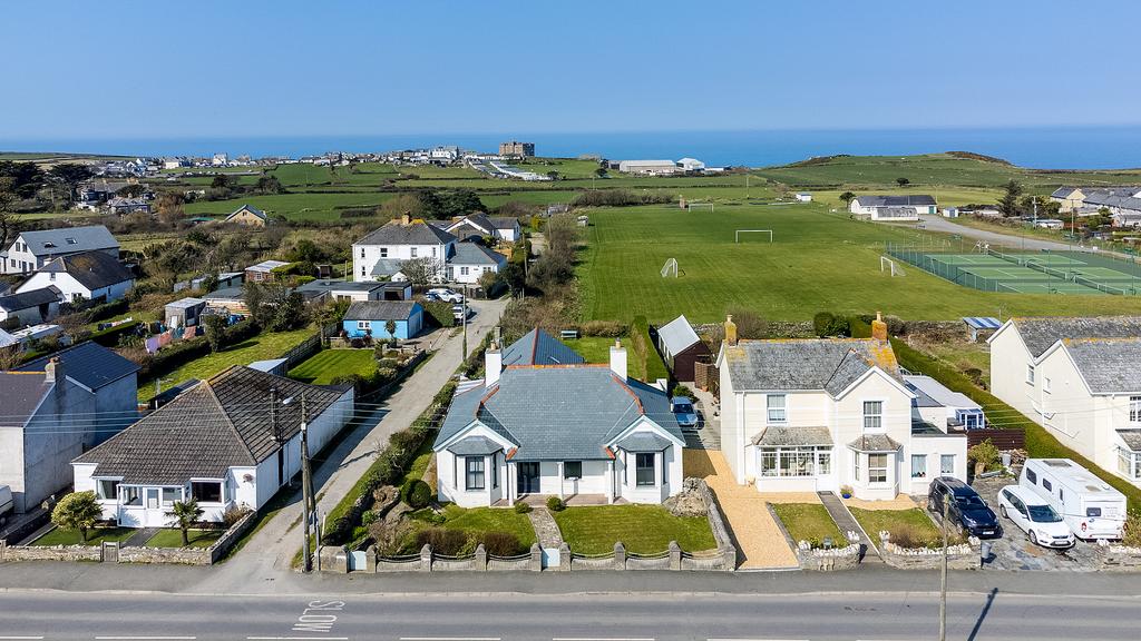 Ingledene, Tintagel 4 bed house - £750,000