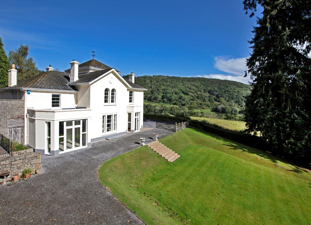 Lustleigh, Newton Abbot, Devon 6 bed detached house - £2,500,000