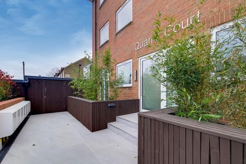 2 bedroom flat for sale, Quarry Court, 2 Dunstans Grove, London, SE22