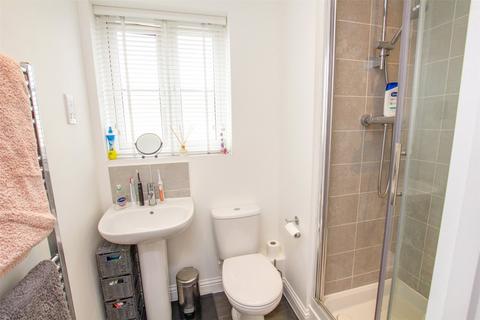 2 Guild Close, Witney, OX28 5DL