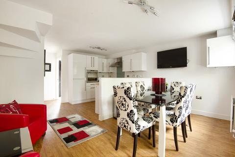 3 Gemini Close, Cheltenham, GL51 0FF
