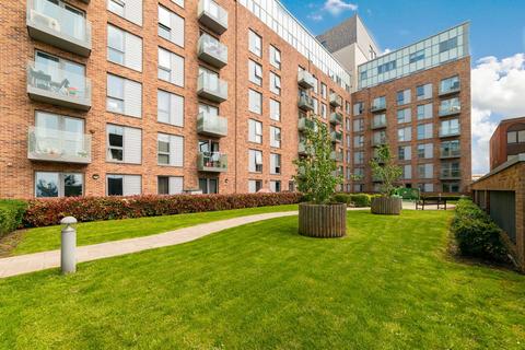 2 bedroom flat for sale, Franklin Court, Borehamwood