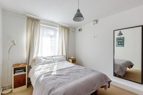 Flat 5, Station Court Gibbon Road, London, SE15 2AP