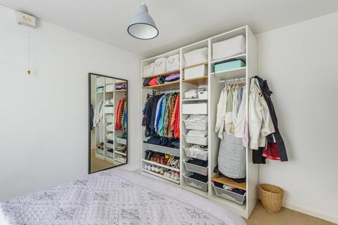 Flat 5, Station Court Gibbon Road, London, SE15 2AP