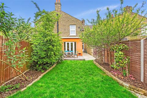 4 Fernthorpe Road, London, SW16 6DR