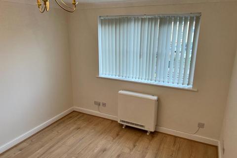 1 bedroom block of apartments to rent, 1 Bed – First Floor Flat – Regency Court, Hinckley Road, Leicester, LE3 0TR. £795 PCM.