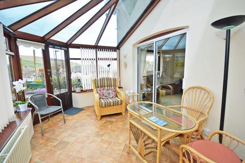 Langholme Skipton Road, Bradley, Keighley, BD20 9EF