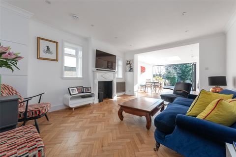Flat A, 22 Wrentham Avenue, London, NW10 3HA