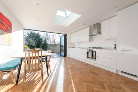 Flat A, 22 Wrentham Avenue, London, NW10 3HA