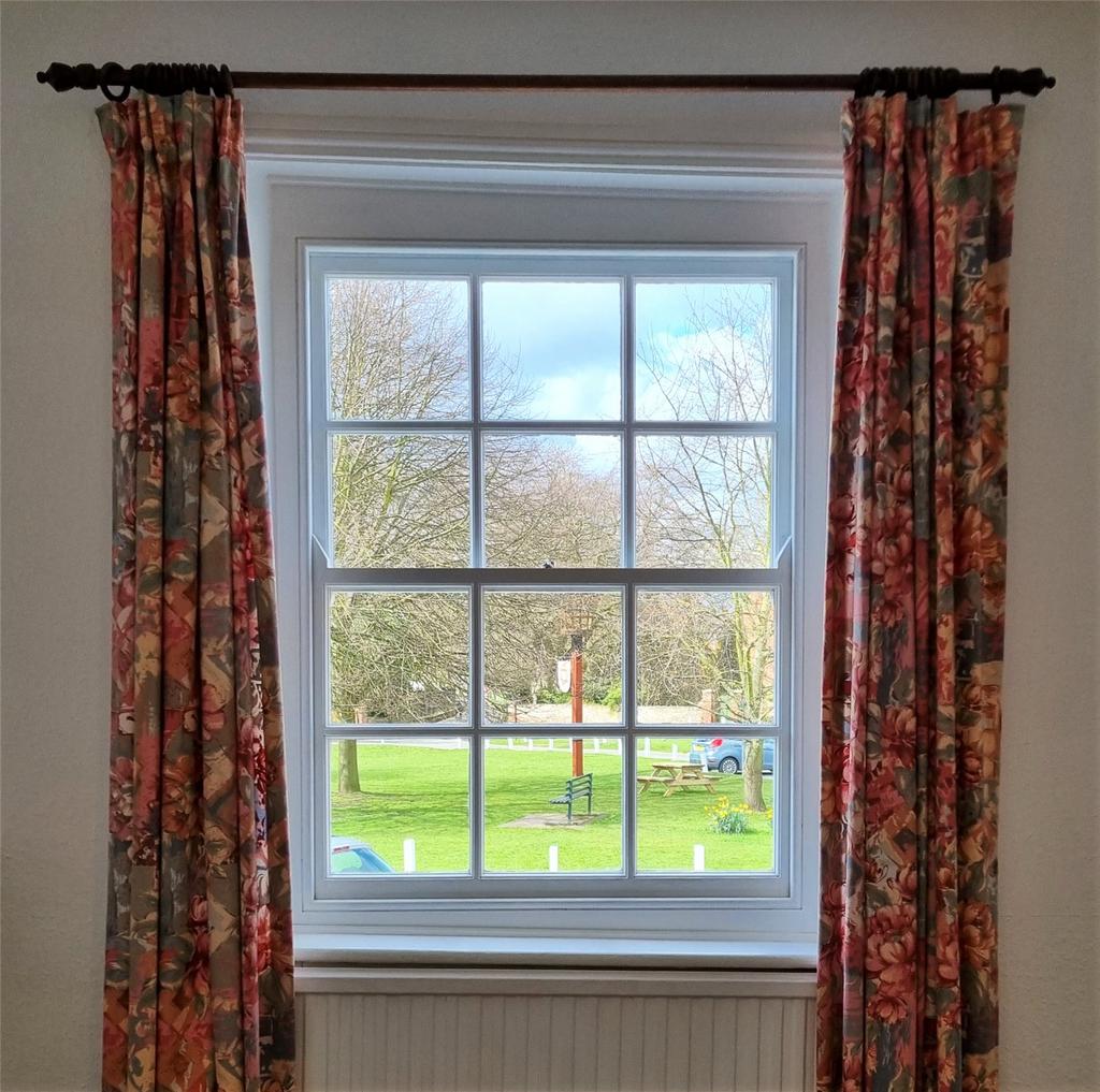 Market Hill, Hedon, East Yorkshire, HU12 5 bed terraced house for sale