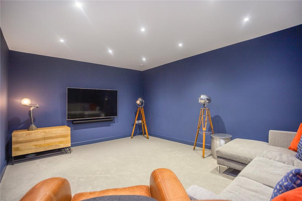 Cinima Room