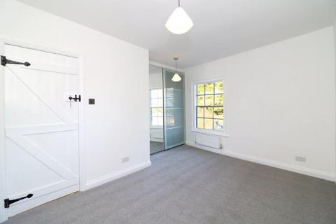 undefined, London End, Beaconsfield, HP9