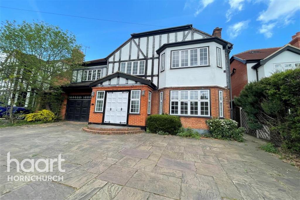 Ingrebourne Gardens, Upminster, RM14 6 bed detached house £5,000 pcm