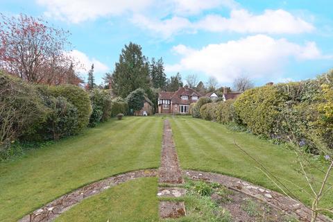 Primrose Cottage The Street, Compton, Guildford, GU3 1EB
