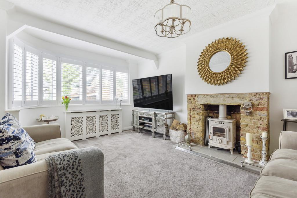 The Grove, Bearsted 4 bed semidetached house £675,000