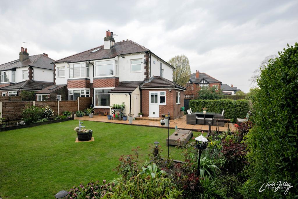 Bakewell Road, Hazel Grove, Stockport... 3 bed semidetached house £