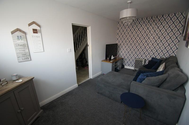 Broad Birches, Ellesmere Port... 4 bed semidetached house £230,000