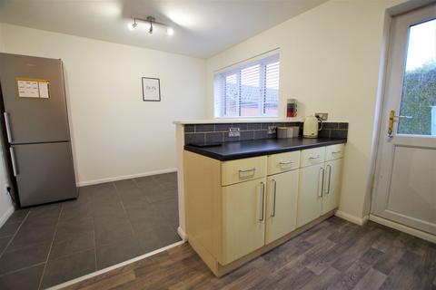 14 Sandpiper Drive, Uttoxeter, ST14 8TA