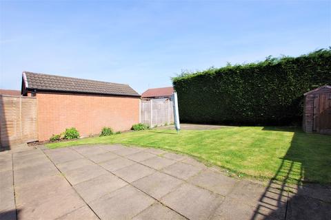 14 Sandpiper Drive, Uttoxeter, ST14 8TA