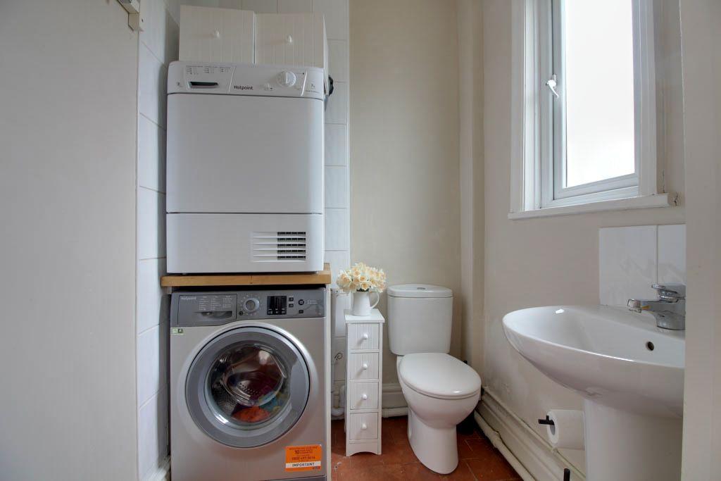 Utility Room/WC
