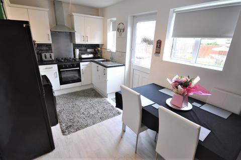 18 Bloomhill Close, Moorends, Doncaster, DN8 4PD