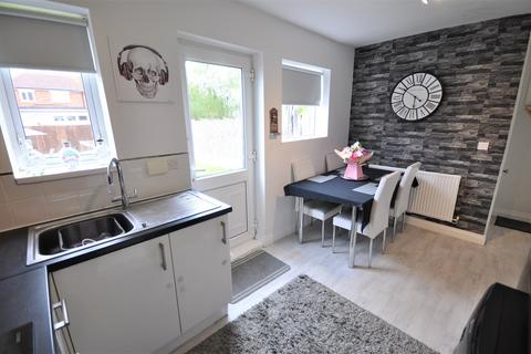 18 Bloomhill Close, Moorends, Doncaster, DN8 4PD