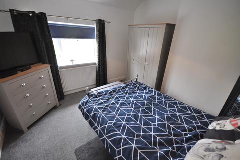 18 Bloomhill Close, Moorends, Doncaster, DN8 4PD