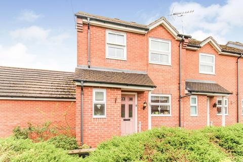 16 County Way, Trowbridge, BA14 0NB
